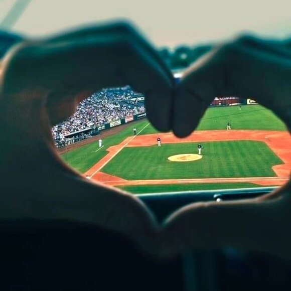 ๐๐โพ๏ธGO JAYS GO!!!!!!!!!!!! SHARE if you are a Blue Jays Fan!!!!!!!! - Picture 5 of 5